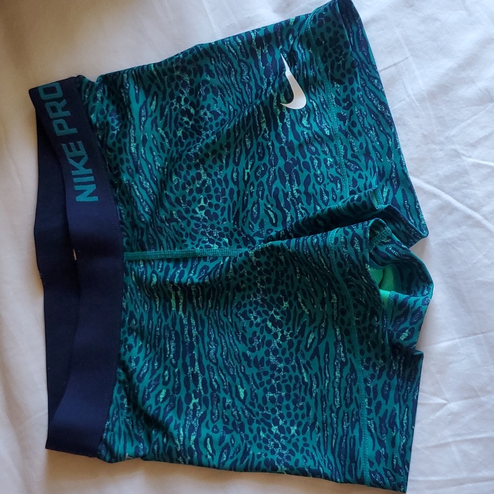 Nike Pro Blue Green Cheetah Print Size S